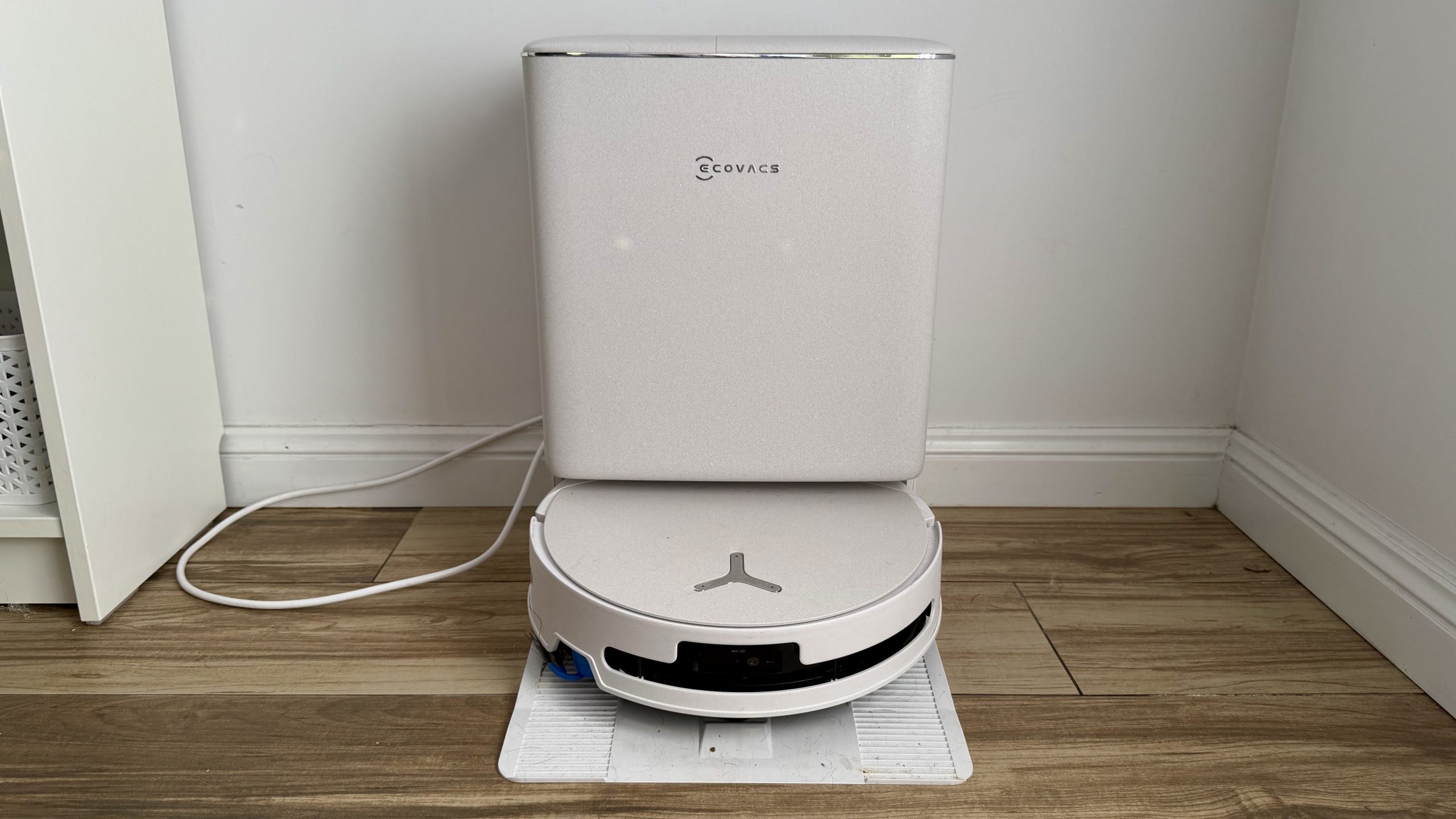 For a brand that made robot vacuums accessible, my faith in Ecovacs is shaken after using the Deebot T90 Pro Omni