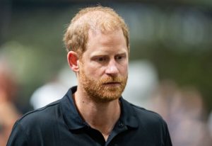 Fresh blow for Prince Harry as Daily Mail demands £10m after privacy case defeat