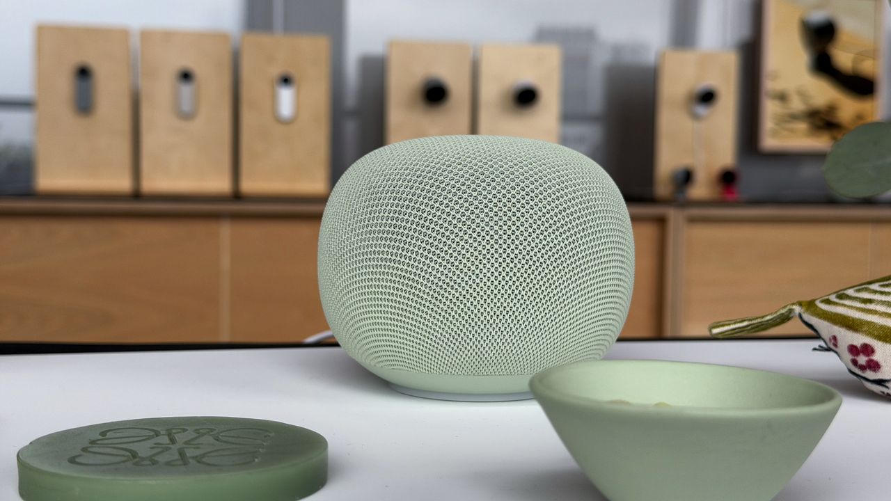 ‘I’m returning mine’: The new Google Home Speaker is off to bad start as users complain of delayed responses — but Google says a solution is on the way