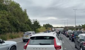 M60 traffic LIVE: All cars stopped near Oldham due to incident – huge delays