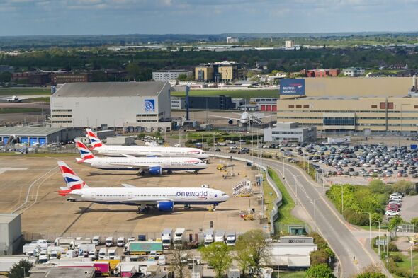 Millions of Brits face old flight rules despite new scanner rollout