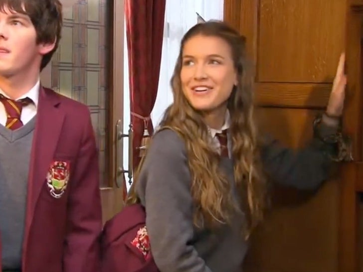 Nina Martin On ‘House Of Anubis’ ‘Memba Her?!