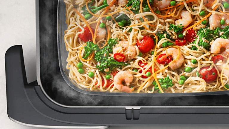 Philips unveils the MegaBasket, and it’s big enough to air fry an antelope: with massive capacity it’s made for mega meals