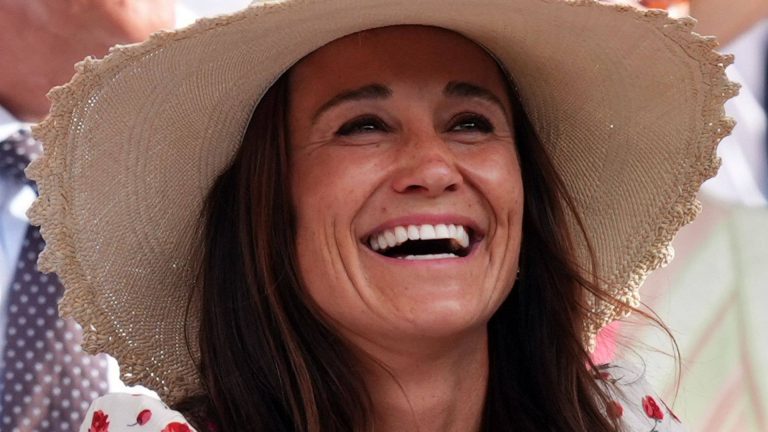 Pippa Middleton’s crochet mini dress rewrites the Wimbledon dress code