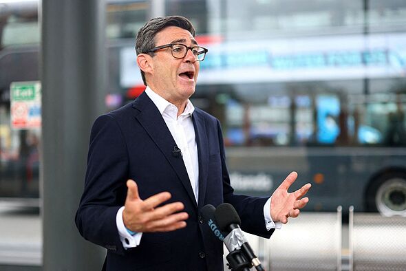 Andy Burnham issues three-word response after Vladimir Putin’s chilling threat to UK