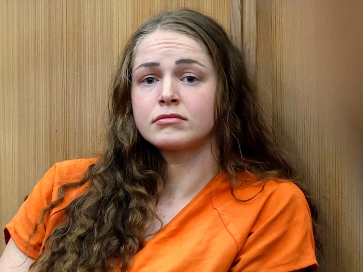 Courtney Clenney’s Sentencing Hearing, Live Stream