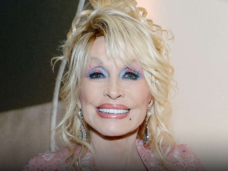Dolly Parton Shares Update as She Deals with ‘Some Health Issues’