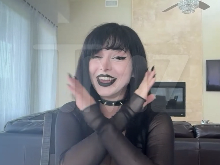Drake Dating Show ‘Goth Baddie’ Pinkchyu Reveals Another Celeb Barked in Her DMs