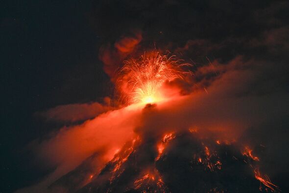 Fuego volcano eruption: Urgent ‘danger’ alert issued with mass evacuations