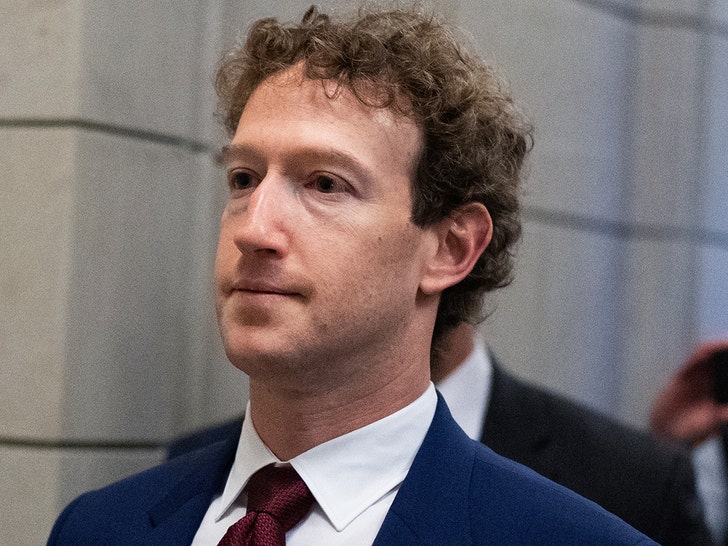 Mark Zuckerberg Under Fire For His Yacht Allegedly Failing to Help Stranded Boat