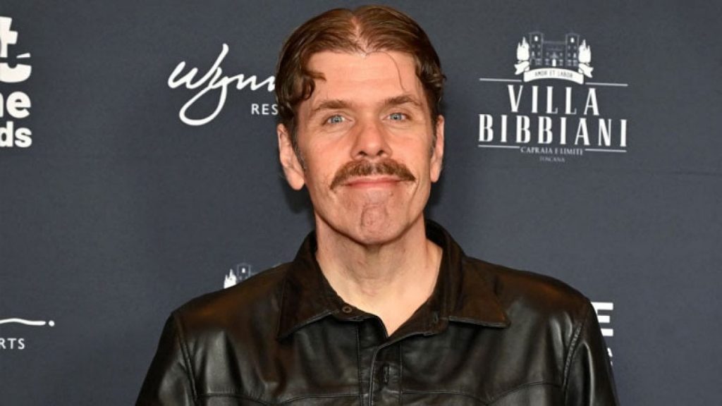 Perez Hilton’s family rally together for his children: Inside custody & more