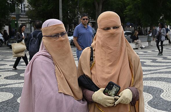 Portugal approves ‘burka law’ with fines as high as £2.5k