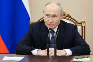 Putin humiliated as Russia’s only TV company goes bankrupt – £38.3m in debt