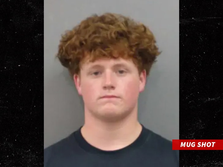 See Kim Zolciak, Kroy Biermann’s Son’s Mug Shot After Arrest for Alleged Sexual Battery
