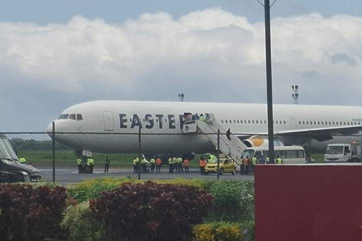 U.S. deports 20 non-Liberians to Liberia in first flight under new pact