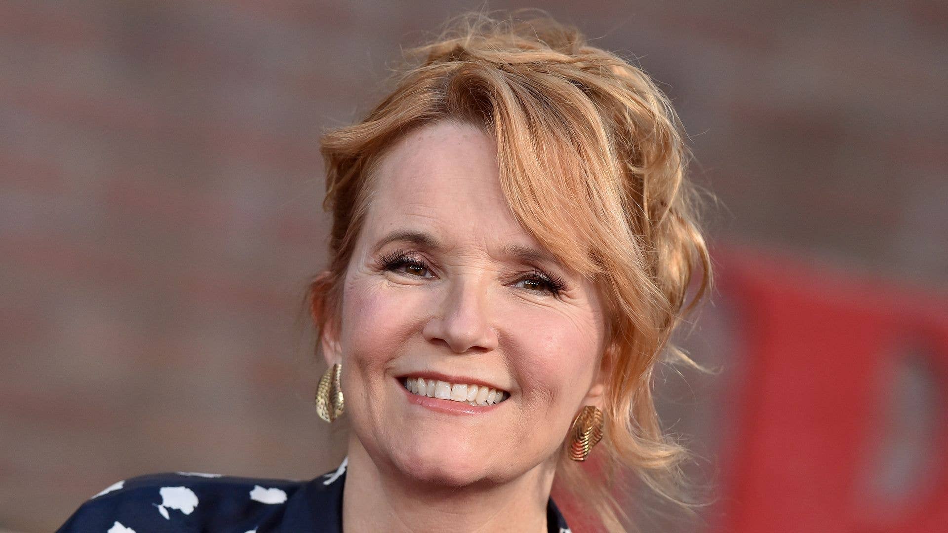 Lea Thompson shares ‘unbelievable’ prom photo with Tom Cruise — and it’s pure ’80s nostalgia
