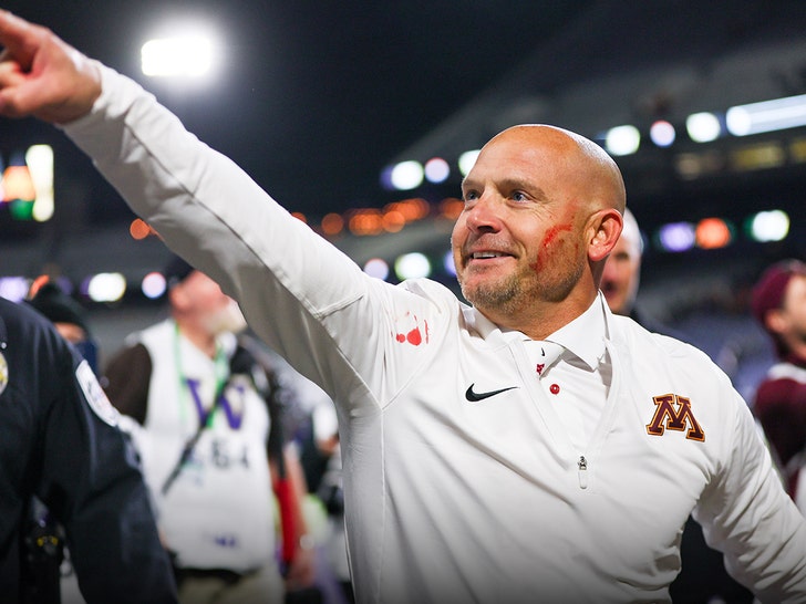 Minnesota Coach Smears His Player’s Blood Across His Face After Win