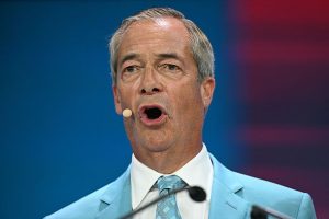 Nigel Farage erupts at Kemi Badenoch in furious spat on X over Piddington