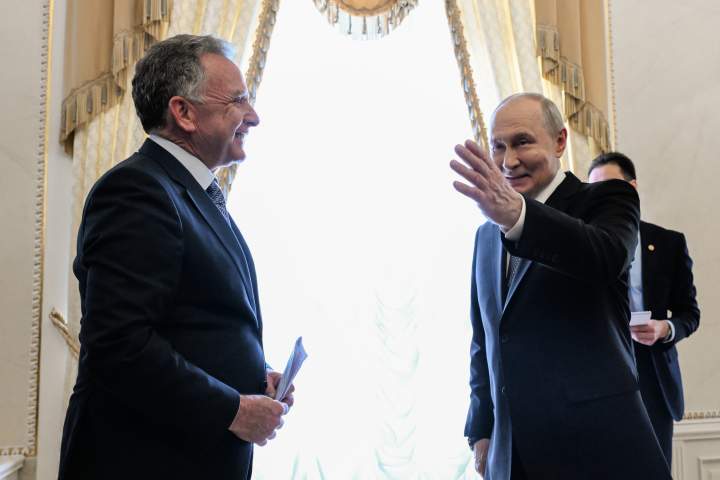 Putin to resume three-way talks with Ukraine, Washington: Kremlin