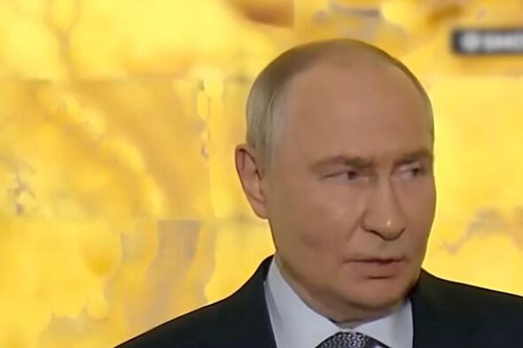 ‘Stuttering and nervous’ Vladimir Putin looks like ‘someone’s grandpa’
